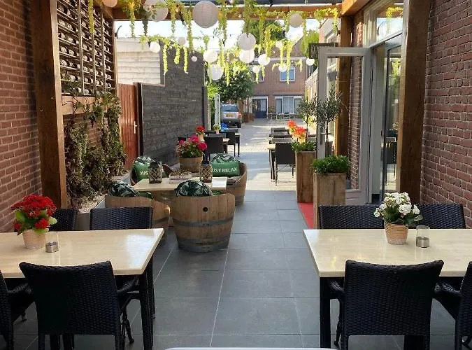 't Peperhuys 3* カーツスフーフェル